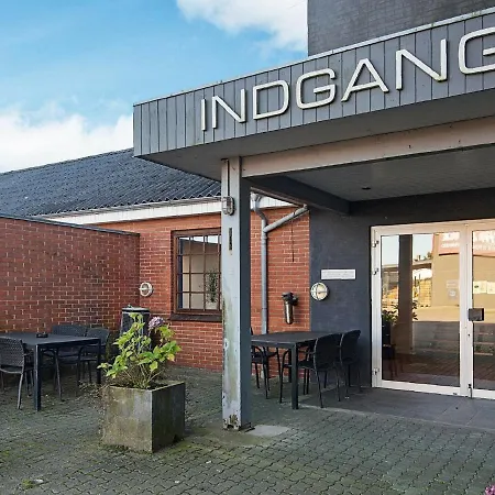 Dom wakacyjny Modern Holiday In Jutland With Terrace Hurup